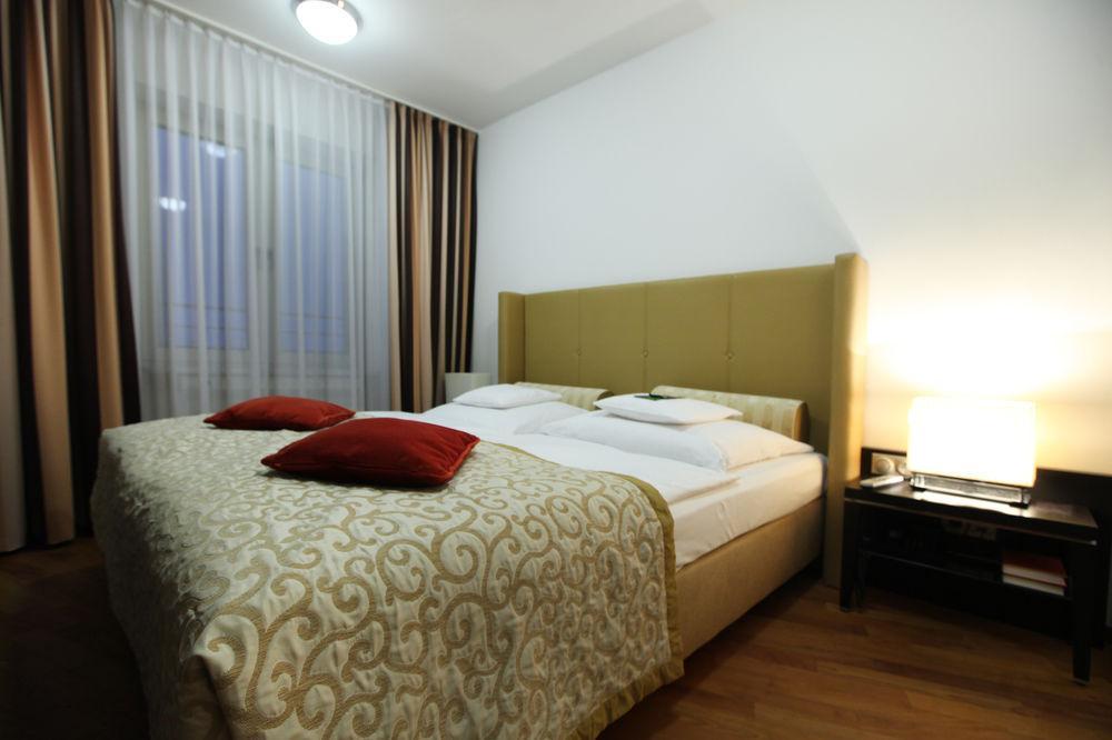 Lindner Hotel Frankfurt Main Plaza, Part Of Jdv By Hyatt Frankfurt pe Main Exterior foto