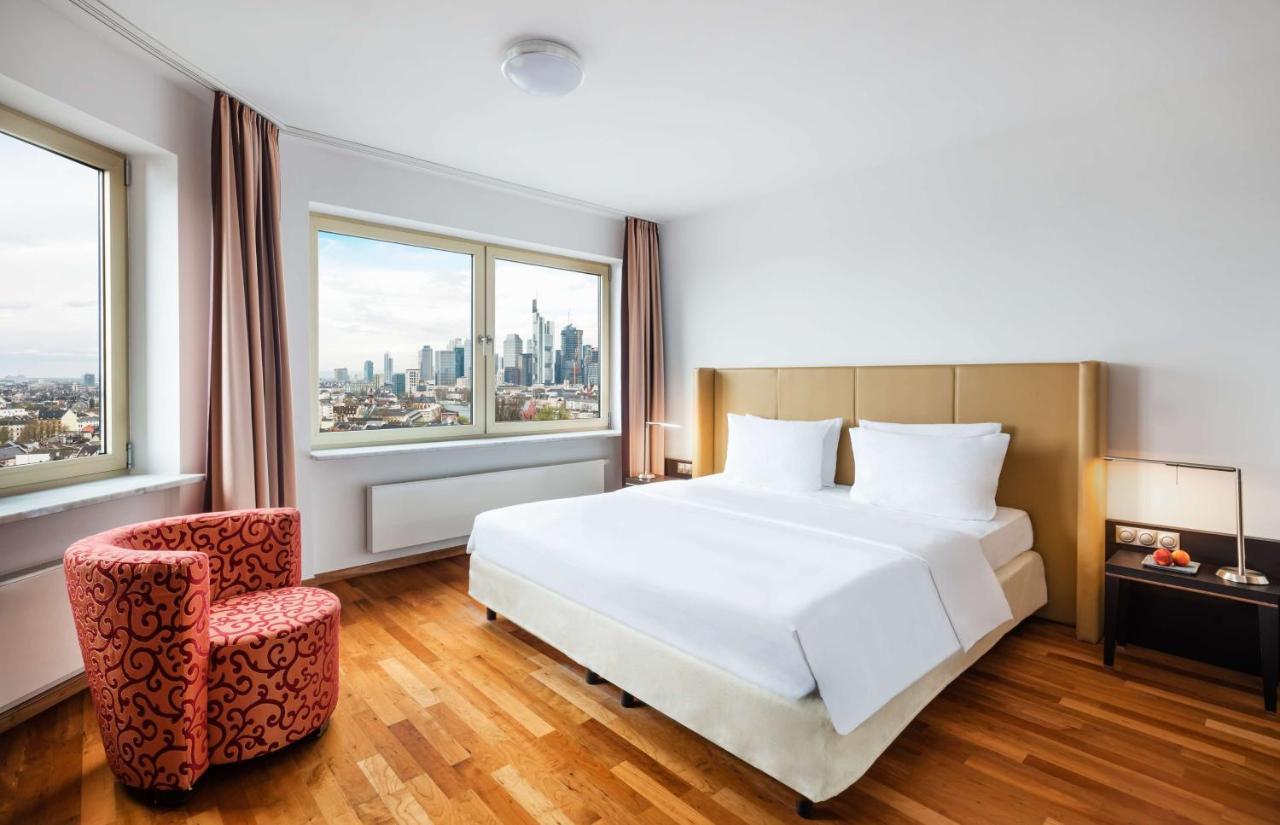 Lindner Hotel Frankfurt Main Plaza, Part Of Jdv By Hyatt Frankfurt pe Main Exterior foto